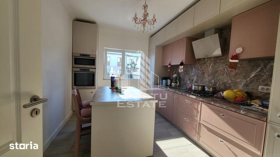 Casă cu 4 camere cu Teren 400 Mp în Sânandrei