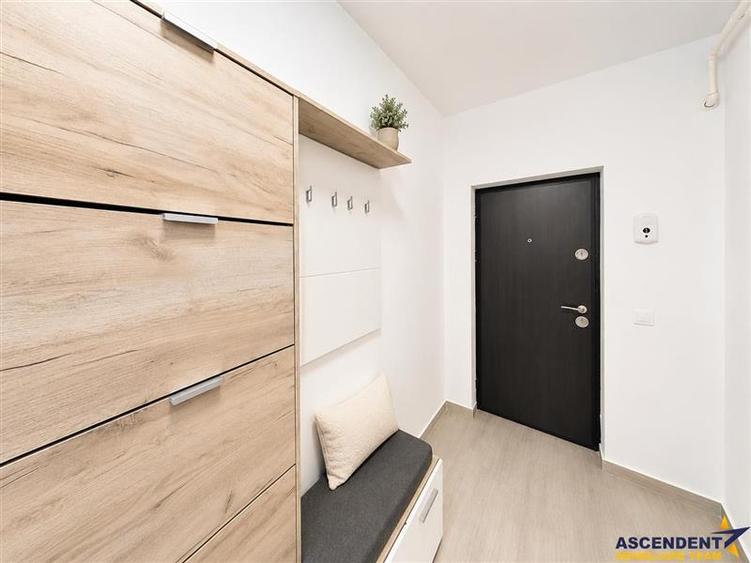 Apartament cu 2 camere decomandat, mobilat în Sânpetru