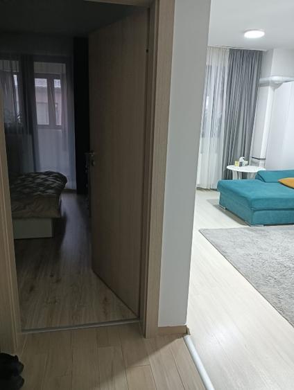 Apartament cu 2 camere semidecomandat în Rahova