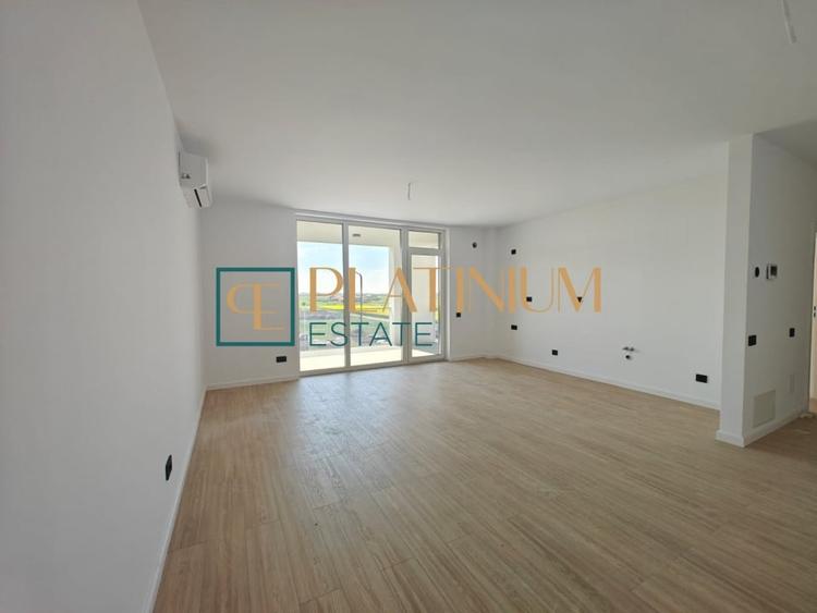 Apartament cu 2 camere decomandat în Torontalului