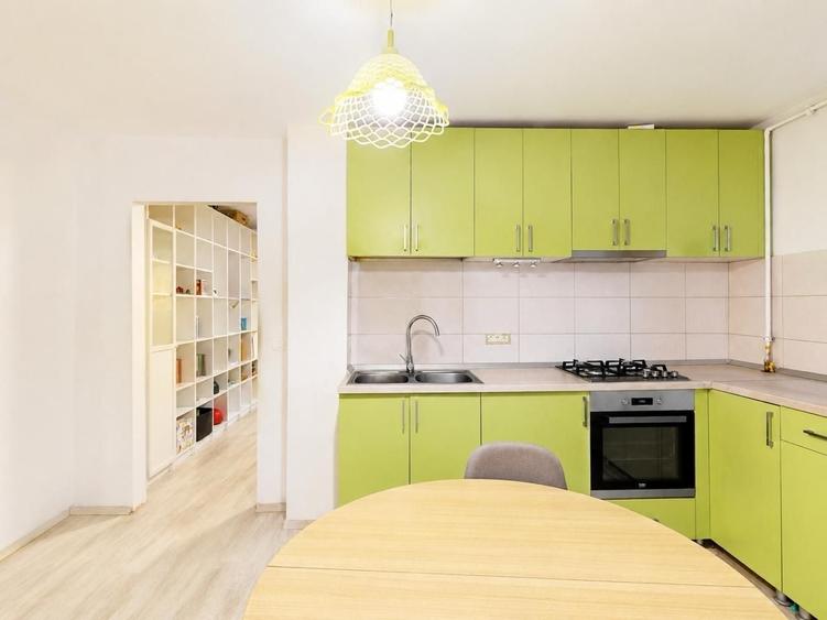 Apartament cu 2 camere semidecomandat, mobilat în Bogdăneștilor