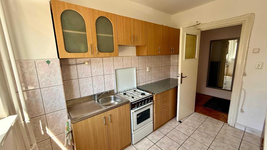 Apartament cu 2 camere decomandat în Sud