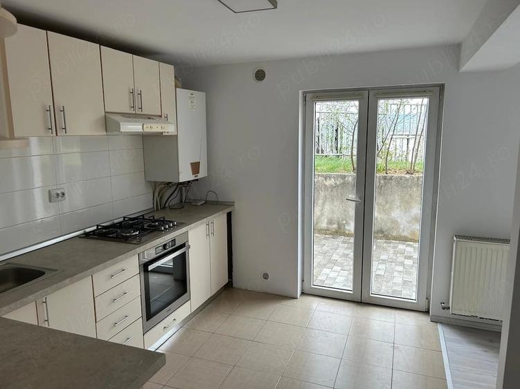 Apartament cu 2 camere semidecomandat în Zorilor