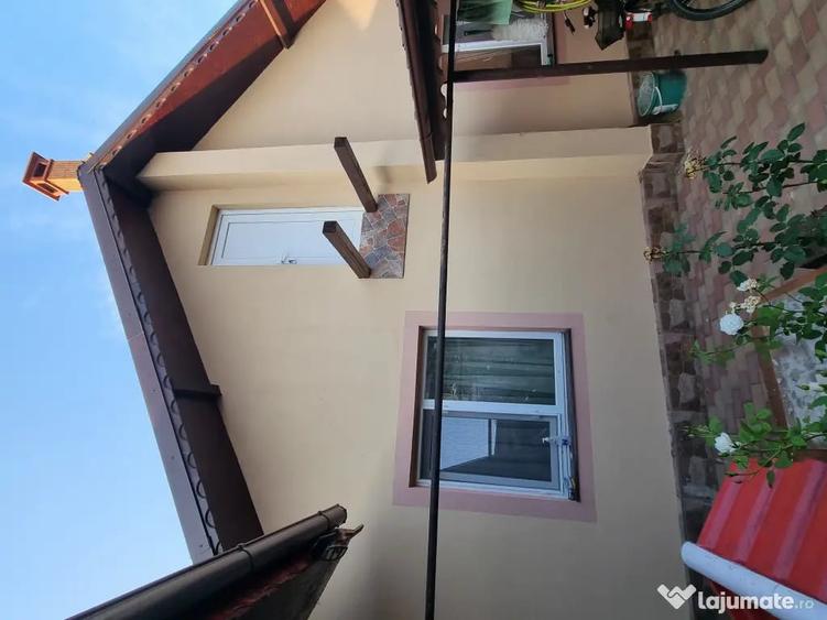 Casă cu 3 camere în Exterior Vest