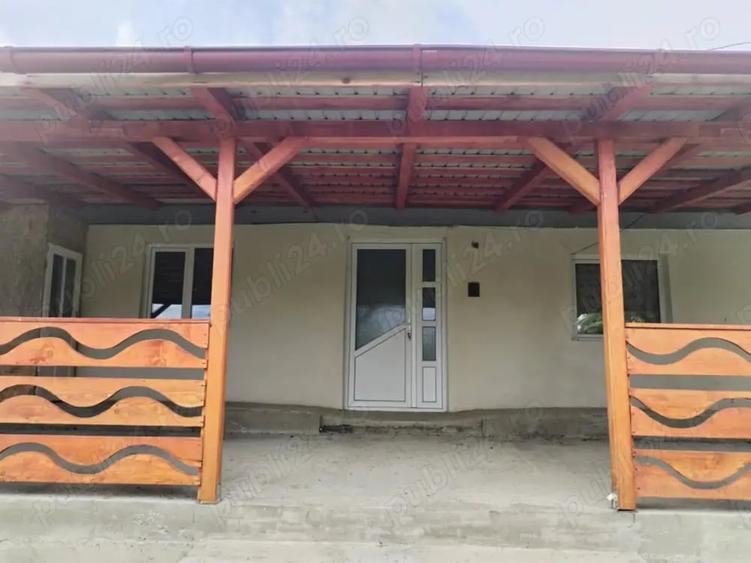 Casă cu 3 camere cu Teren 4627 Mp în Guranda