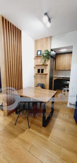 Apartament cu 2 camere semidecomandat, mobilat în Oancea