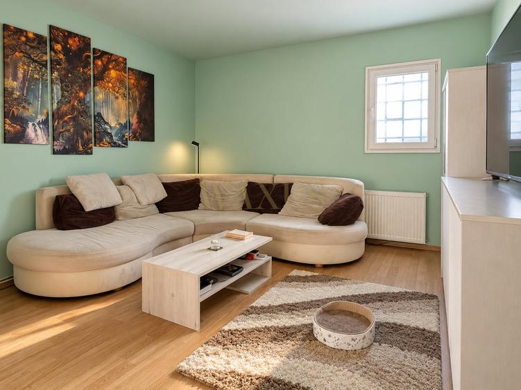 Apartament cu 2 camere decomandat, mobilat în Mărăști