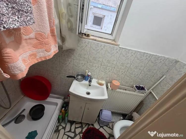 Apartament cu 2 camere nedecomandat în Neptun