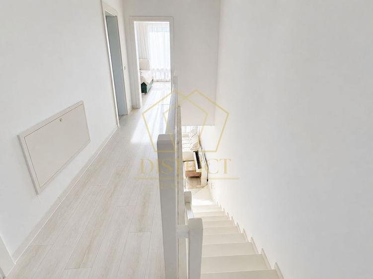 Duplex cu 4 camere cu Canalizare în Giroc
