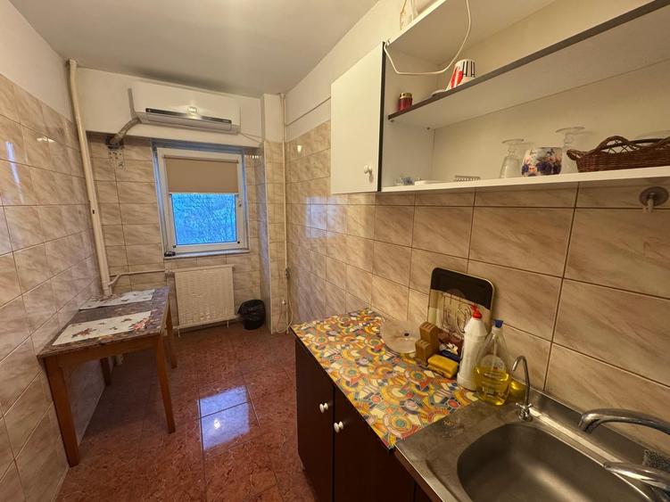Garsonieră decomandată în Știrbei Vodă