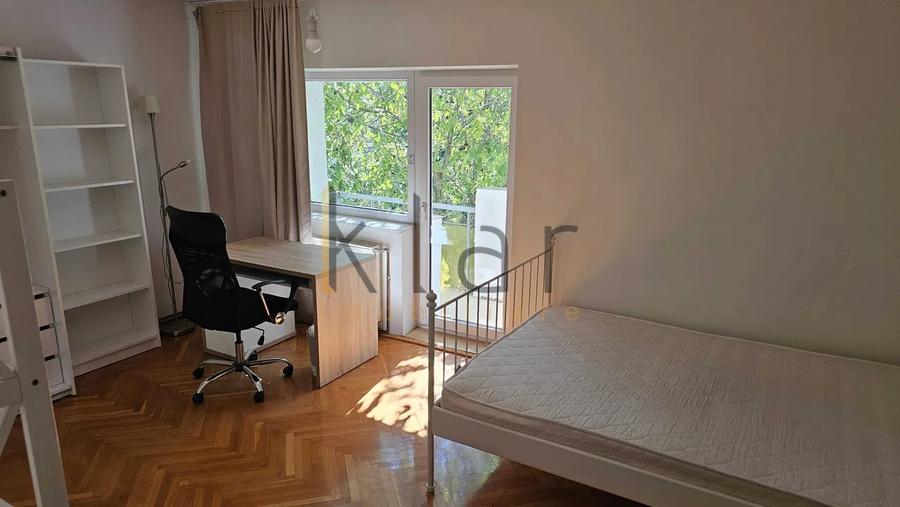 Apartament cu 4 camere decomandat, mobilat în Zorilor