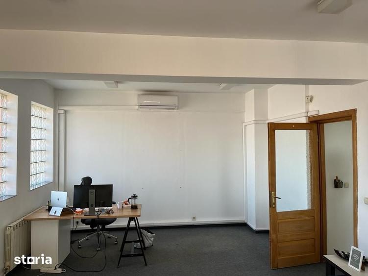 Spațiu comercial, de 15 mp, în Oncea