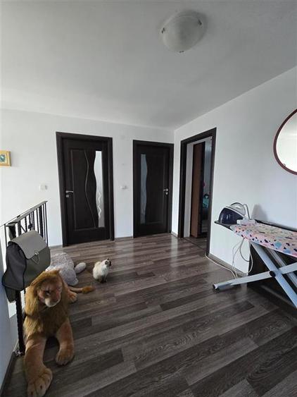 Casă cu 5 camere cu Teren 518 Mp în Lunca Cetățuii