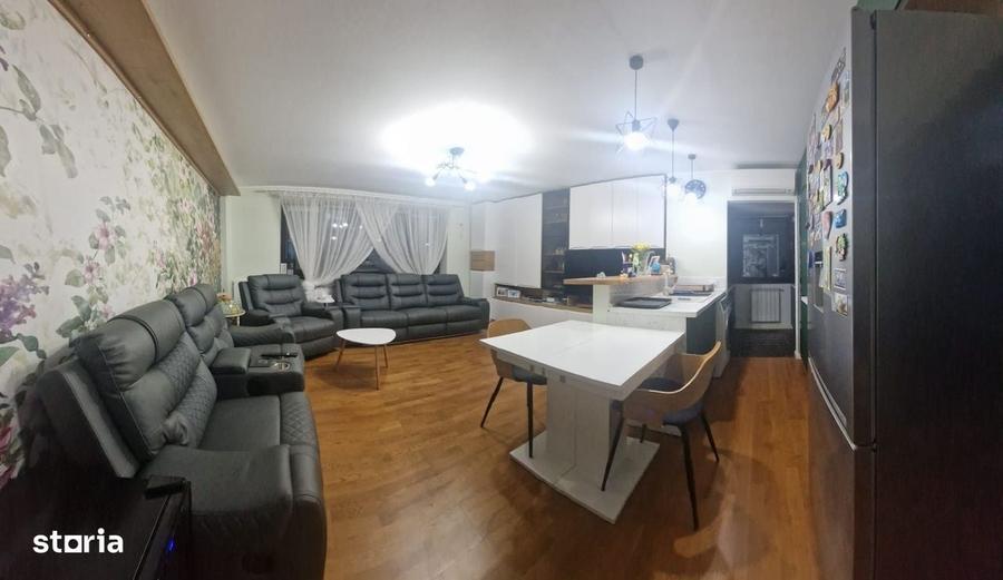 Apartament cu 3 camere decomandat în Central