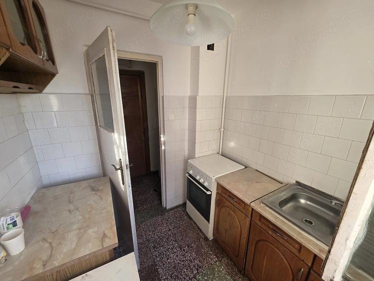 Apartament cu 3 camere decomandat în Circumvalațiunii