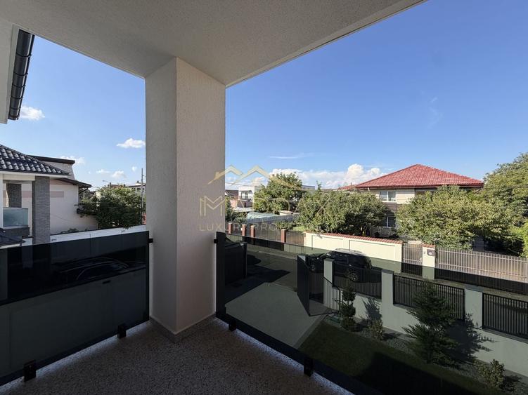Casă individuală cu 6 camere cu Canalizare în Pipera