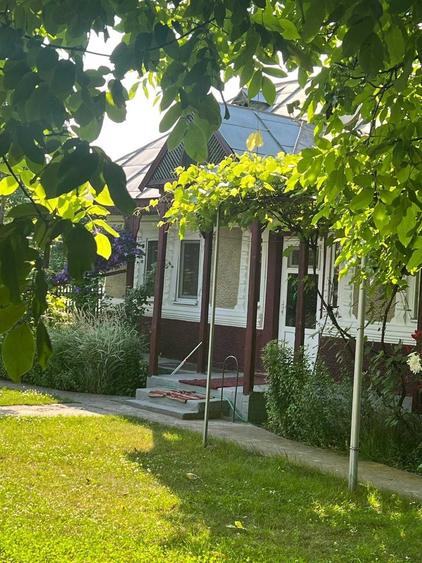 Casă cu 2 camere în Girov