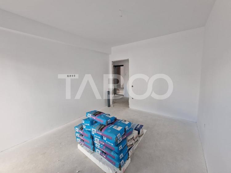 Apartament cu 3 camere decomandat, mobilat în Mihai Viteazul