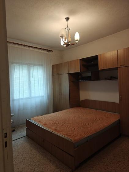 Casă individuală cu 3 camere cu Teren 3700 Mp în Ragu