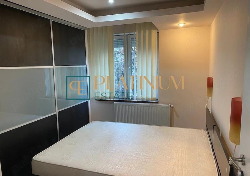 Apartament cu 4 camere semidecomandat, mobilat în Complex Studențesc