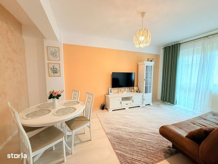 Apartament cu 3 camere decomandat, 77 mp, Etaj 1 + Parcare privata - 1