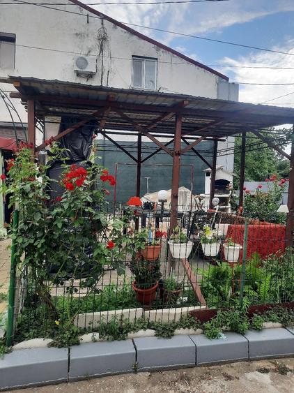 Casă cu Teren 165 Mp în Central