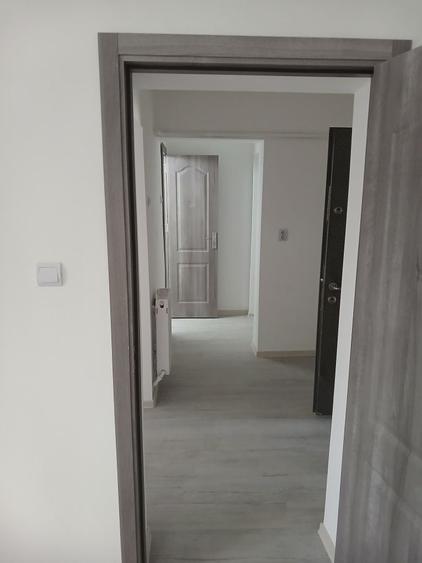 Garsonieră decomandată în Trivale