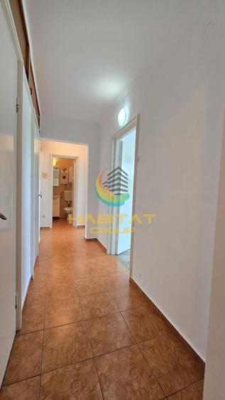 Apartament cu 3 camere decomandat în Berceni