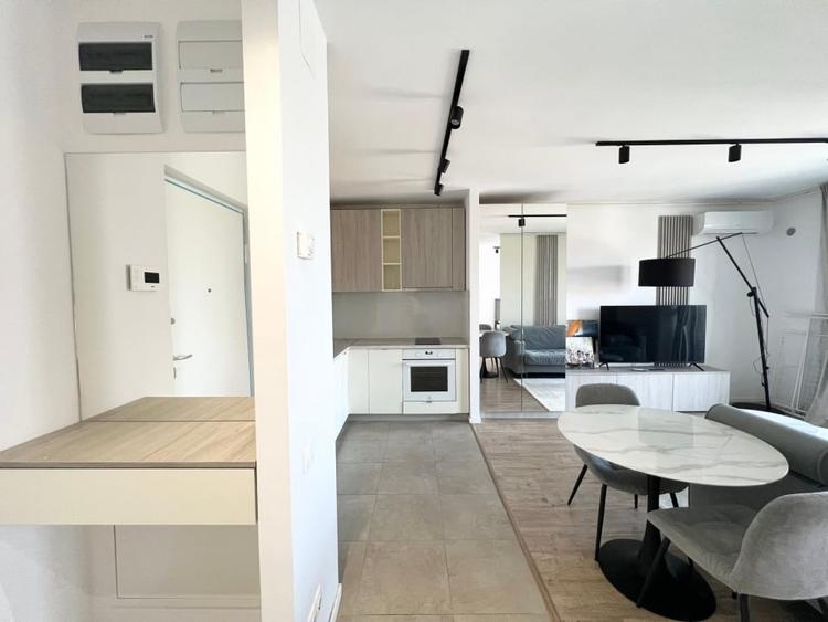 NOU / COMPLET MOBILAT SI UTILAT / BALCON / LOC PARCARE - 2