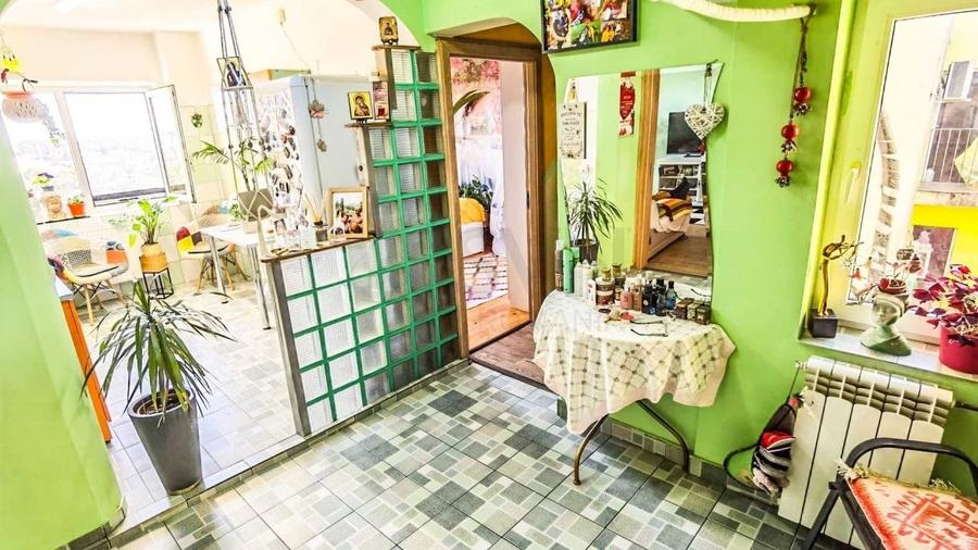 Apartament cu 3 camere decomandat, mobilat în Lacul Tei
