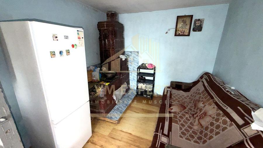 Casă cu 3 camere cu Teren 6660 Mp în Boteni
