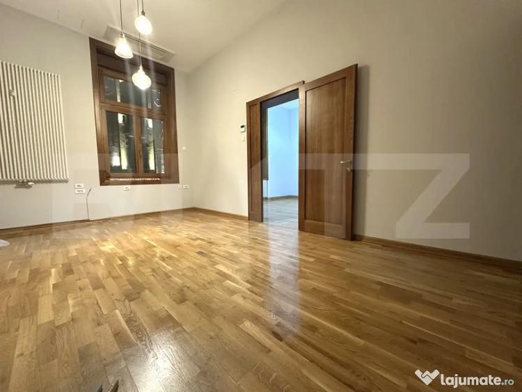 Spațiu comercial, de 178 mp, în Central