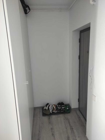 Vand garconiera strada Sergent Ilie Petre 13 E - 6