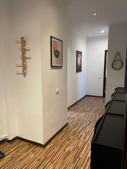 Apartament cu 4 camere decomandat, mobilat în Unirii