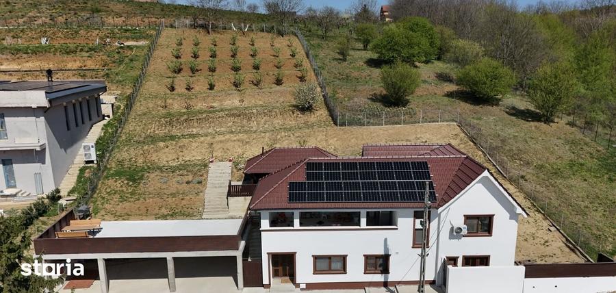 Casă cu 4 camere cu Teren 2000 Mp în Oncea