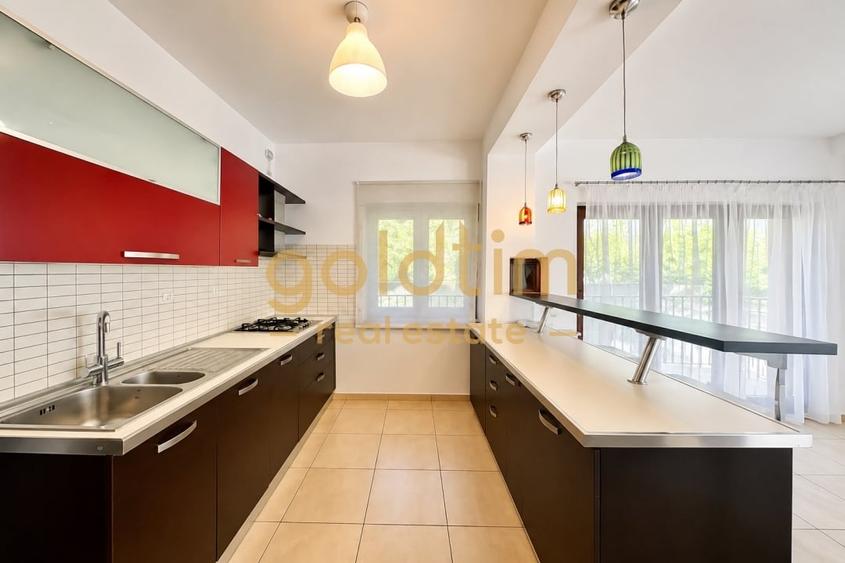 Casă individuală cu 6 camere cu Canalizare în Băneasa