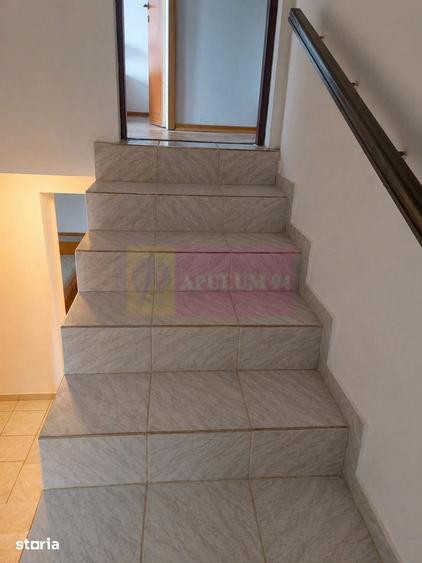 Casă cu 5 camere cu Teren 2875 Mp în Roata de Jos