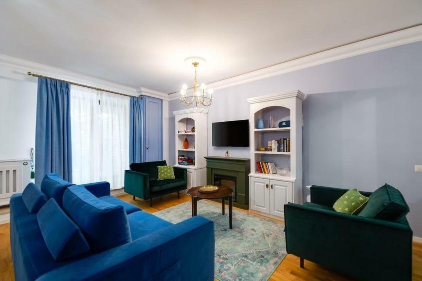 Apartament cu 2 camere decomandat, mobilat în Calea Victoriei