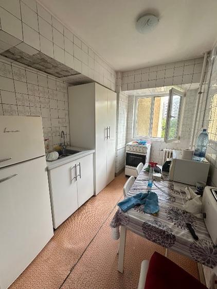 Apartament cu 4 camere decomandat în Militari
