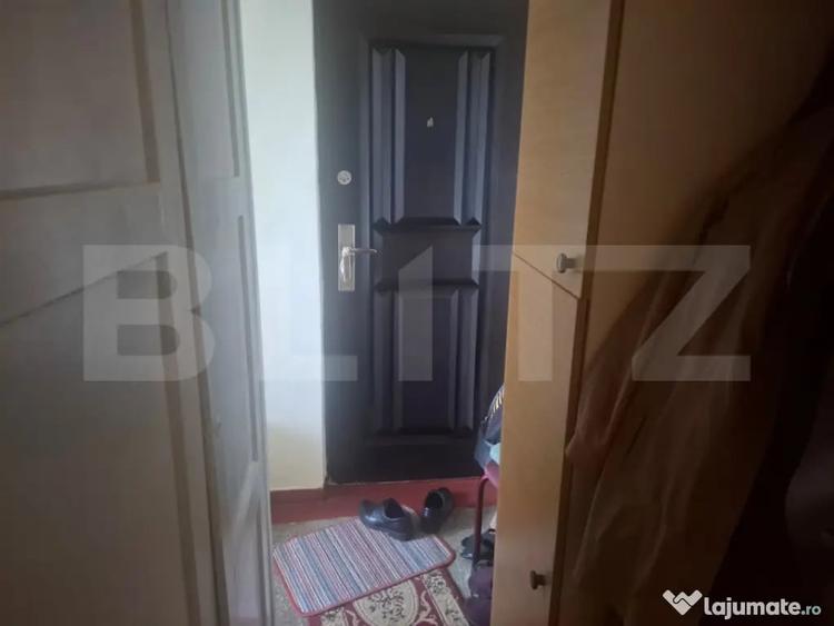 Apartament cu 2 camere semidecomandat în Micro 5