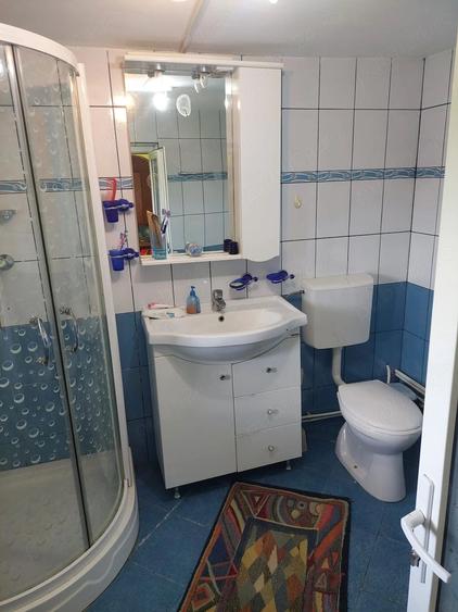 Casă cu 5 camere cu Teren 2100 Mp în Scorțaru Vechi