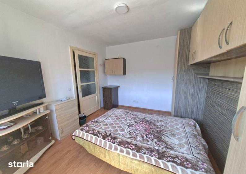 Garsonieră decomandată în Central