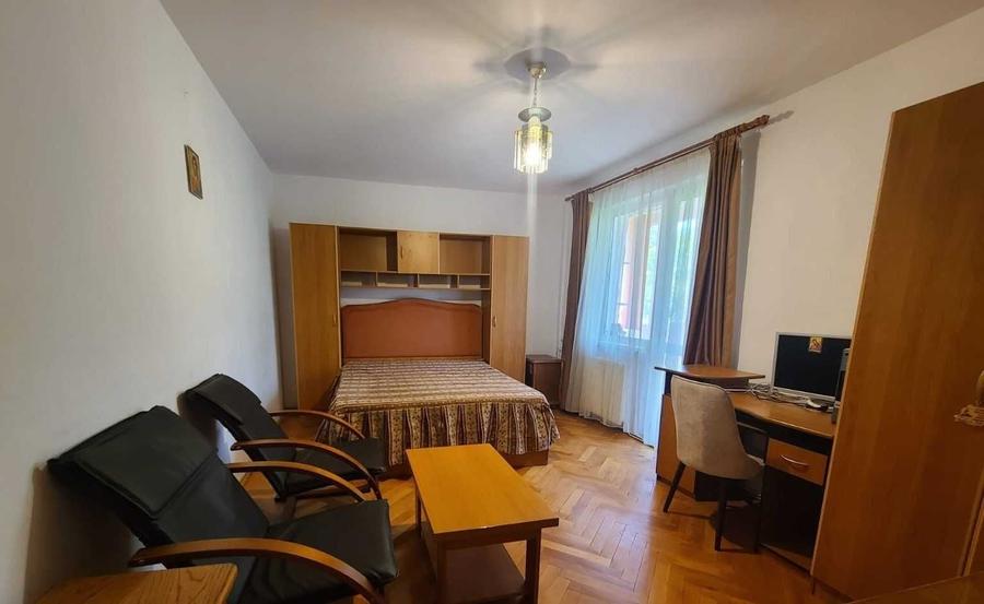 Apartament cu 2 camere decomandat în Tudor