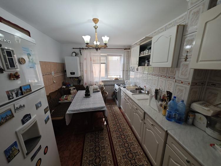 Apartament cu 4 camere în Central