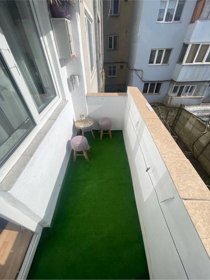 Apartament cu 2 camere semidecomandat în Ștefan cel Mare