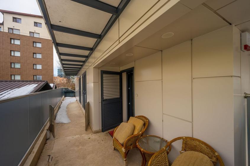 Apartament cu 3 camere decomandat, mobilat în Politehnica