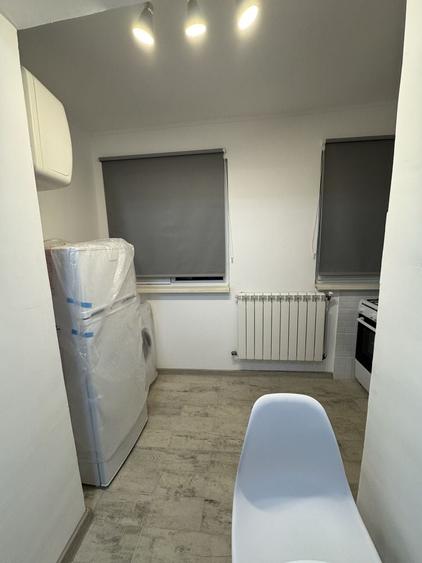 Garsonieră decomandată în Exterior Vest