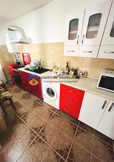 Casă cu 6 camere cu Canalizare în Vânători-Neamț