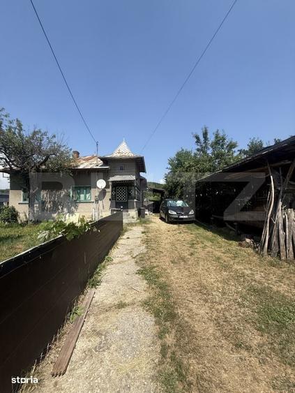 Casă cu 4 camere în Mânjina