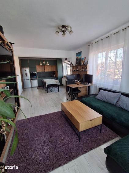 Apartament cu 3 camere în Florești
